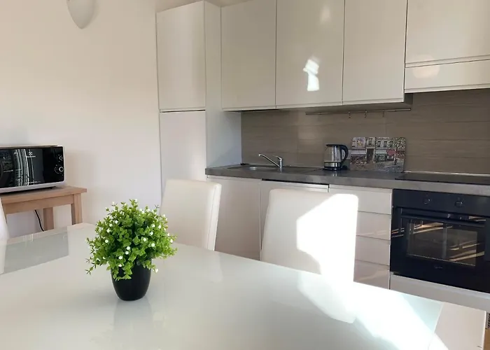 E Residenza Prealba 3* Λεβάντο