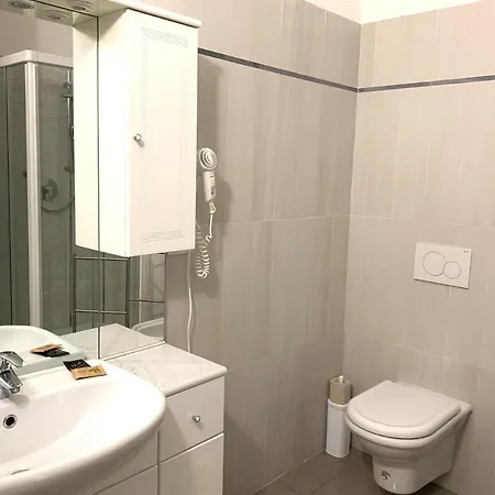 E Residenza Prealba בית הארחה